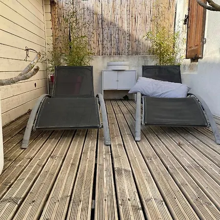 Apartment Rdc De Maison Avec Terrasse Barbecue Toulon